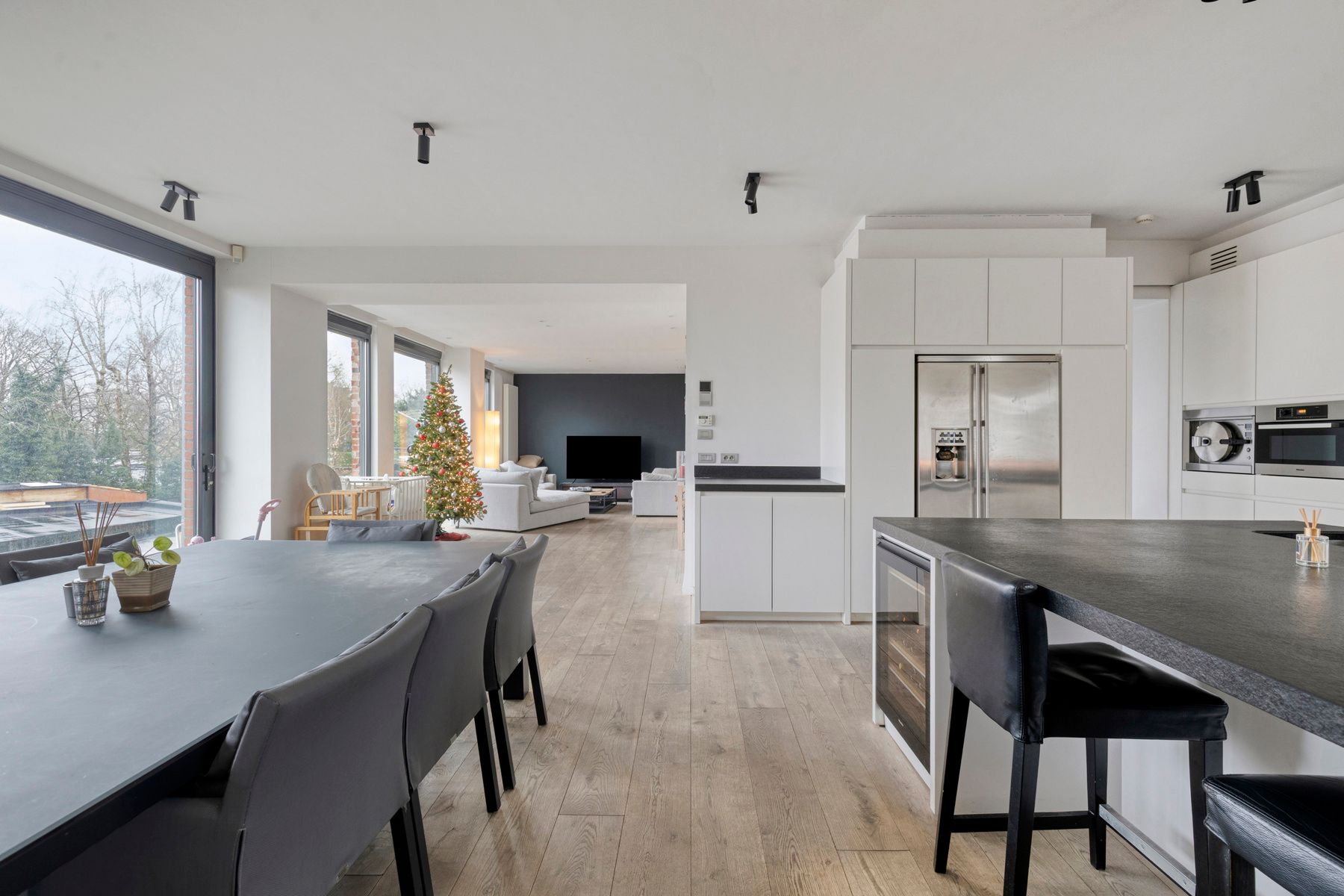 Toffe loftwoning met garage! foto 2