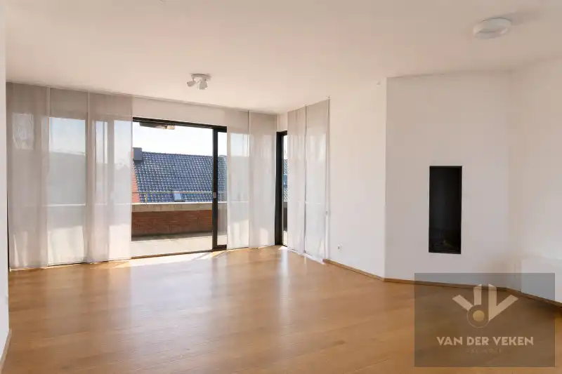 Prachtig 2 slaapkamer appartement! foto 2