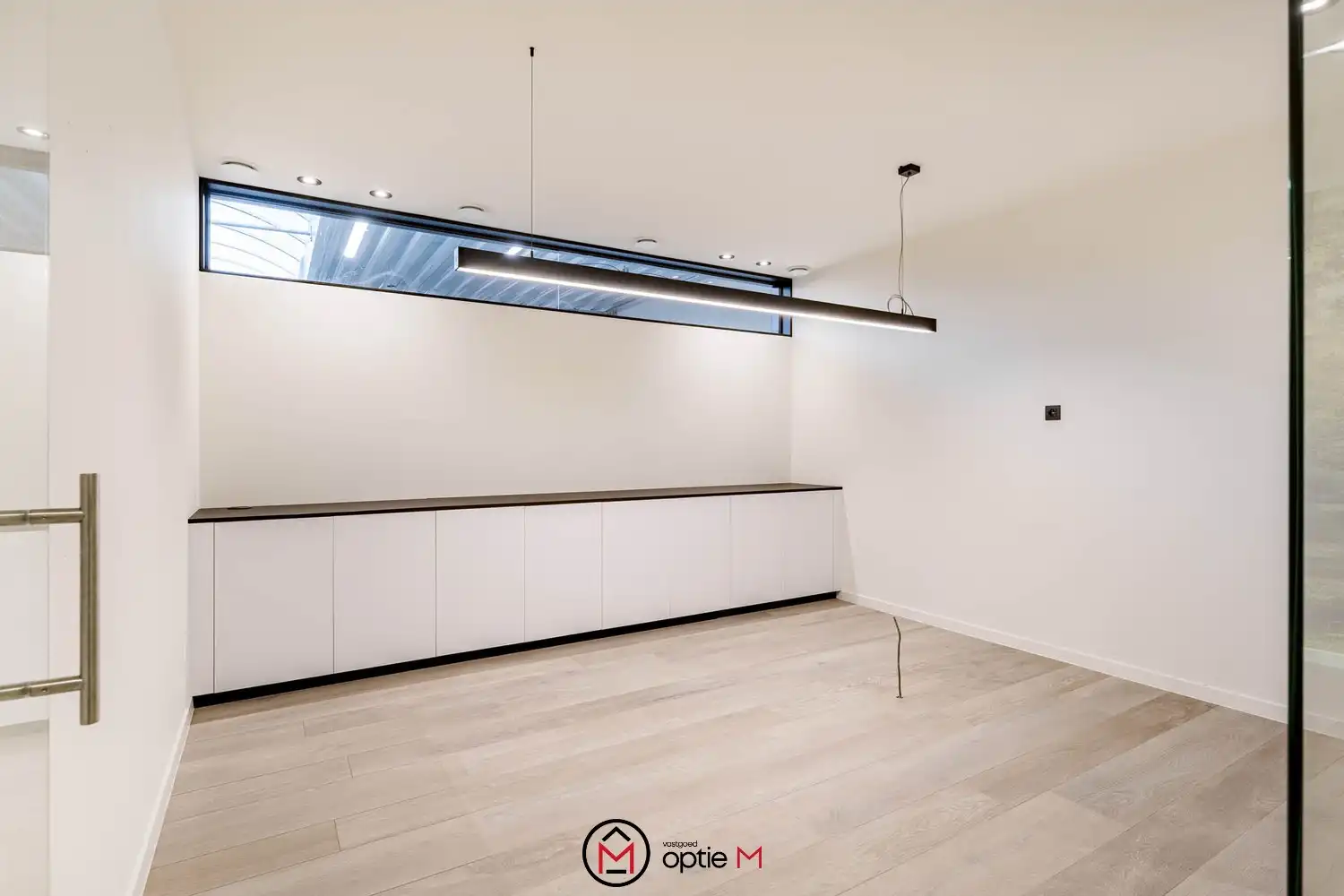 Moderne bedrijfsunit met kantoren in Heusden foto 15