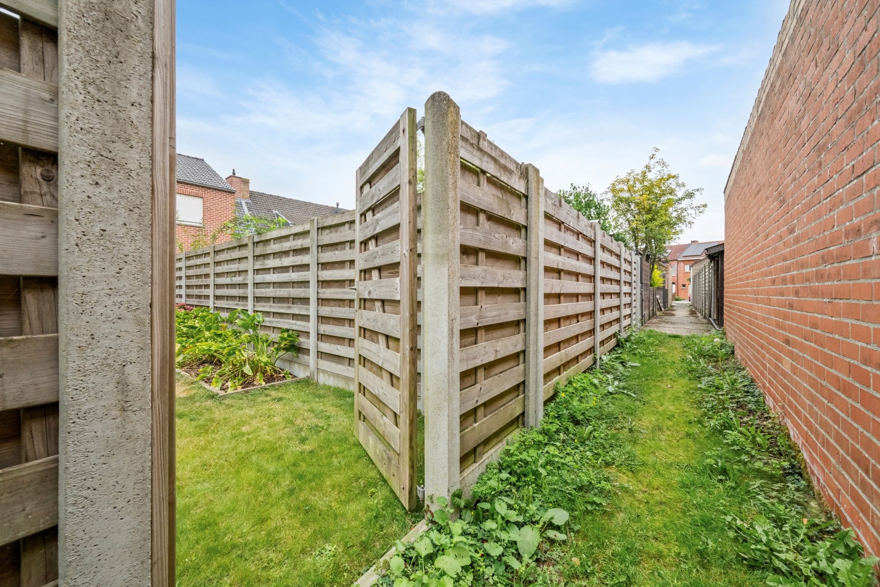 Rustig gelegen, lichtrijke & instapklare rijwoning te Brugge foto 12