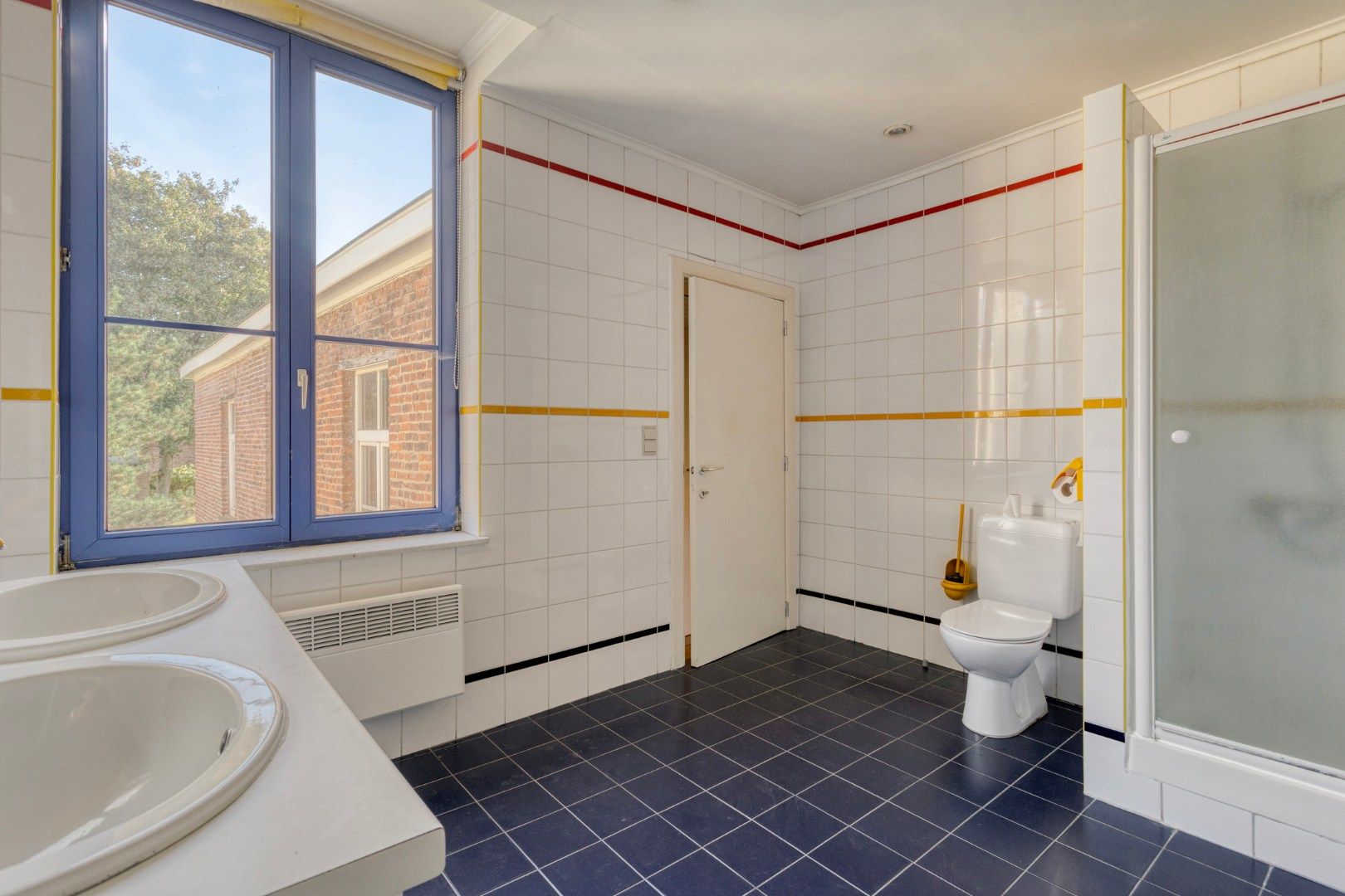 Een zeer ruime herenwoning te Edingen! foto 26