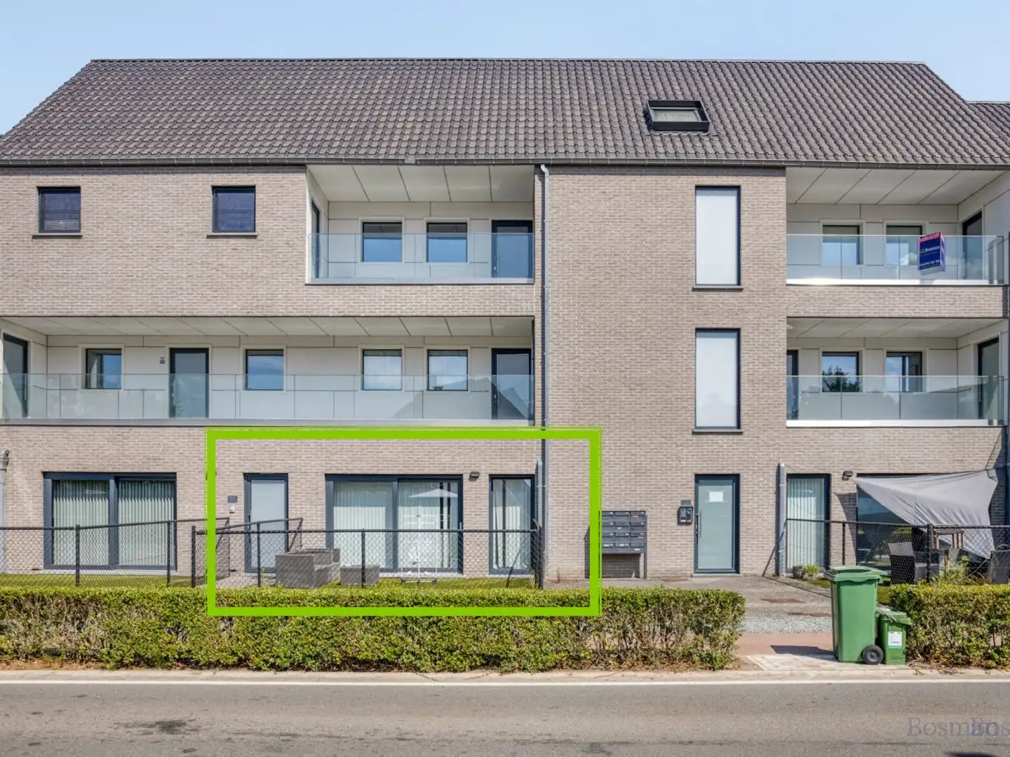 Modern appartement met 2 terassen te koop in Vorst (Laakdal) foto {{pictureIndex}}