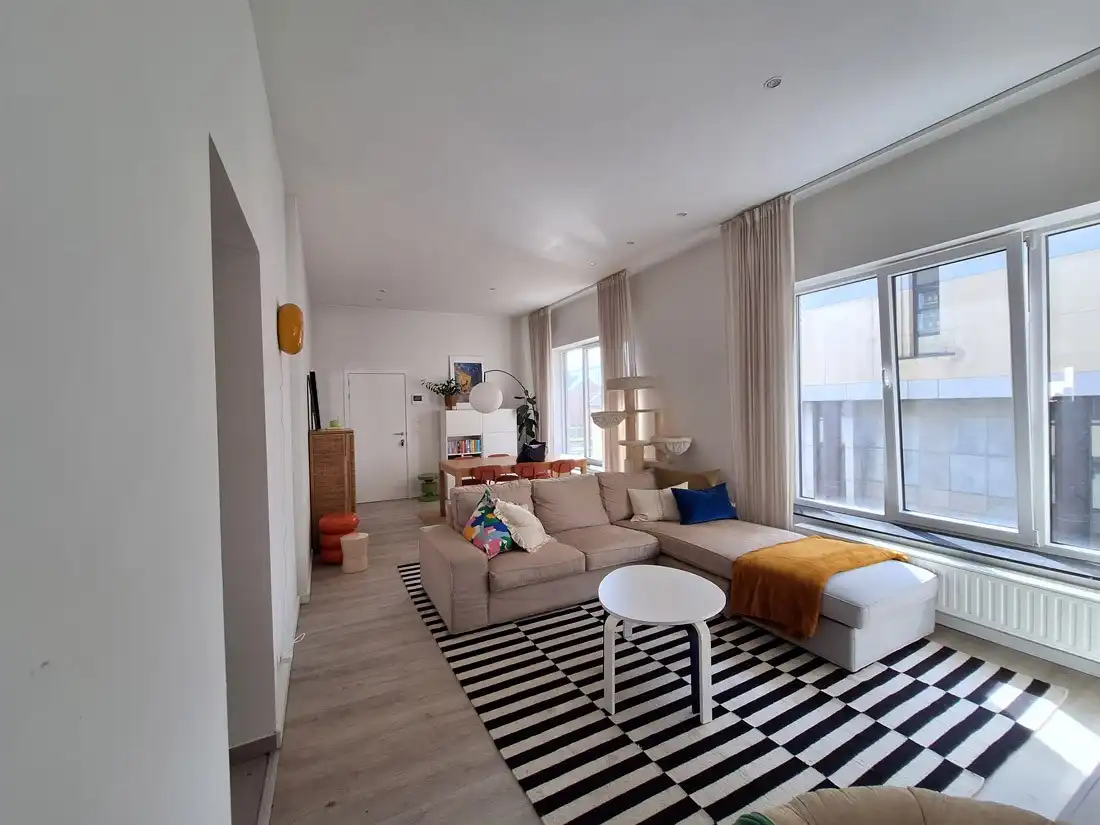 Mooi gerenoveerd appartement dichtbij het centrum van Hasselt foto 4