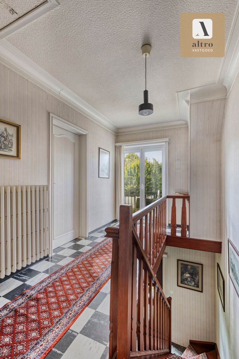 Te renoveren woning met veel potentieel in Aalter foto 14