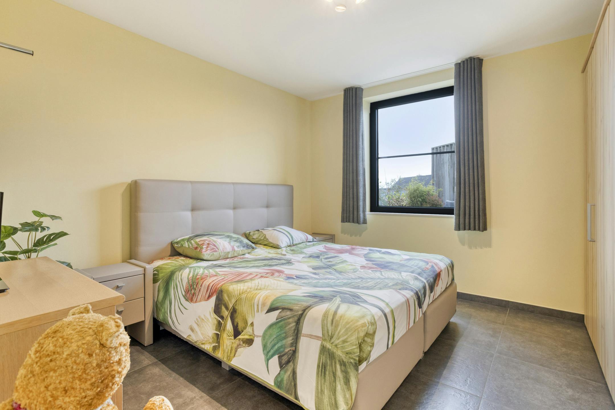 Appartement met 3 slaapkamers, garage en autostaanplaats te koop in Waarschoot foto 18