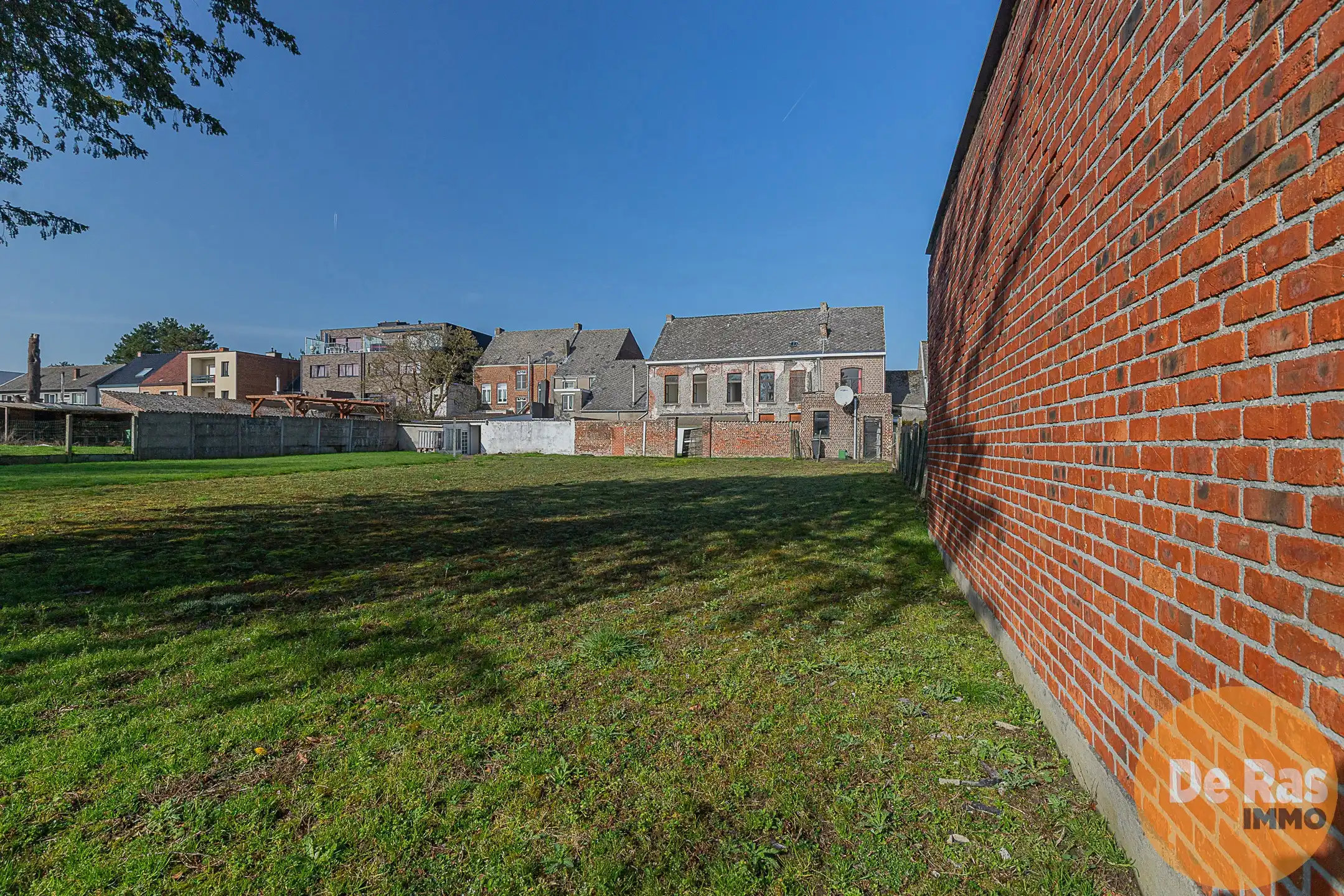 NIEUWERKERKEN - BURGERHUIS MET GROTE TUIN foto 26