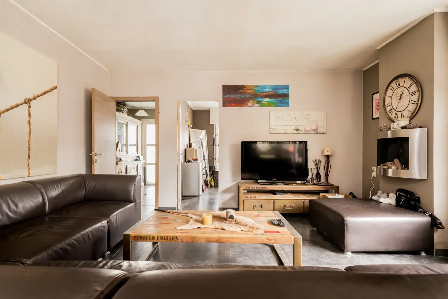 Halfopen bebouwing in landelijke omgeving met ruime tuin foto 7