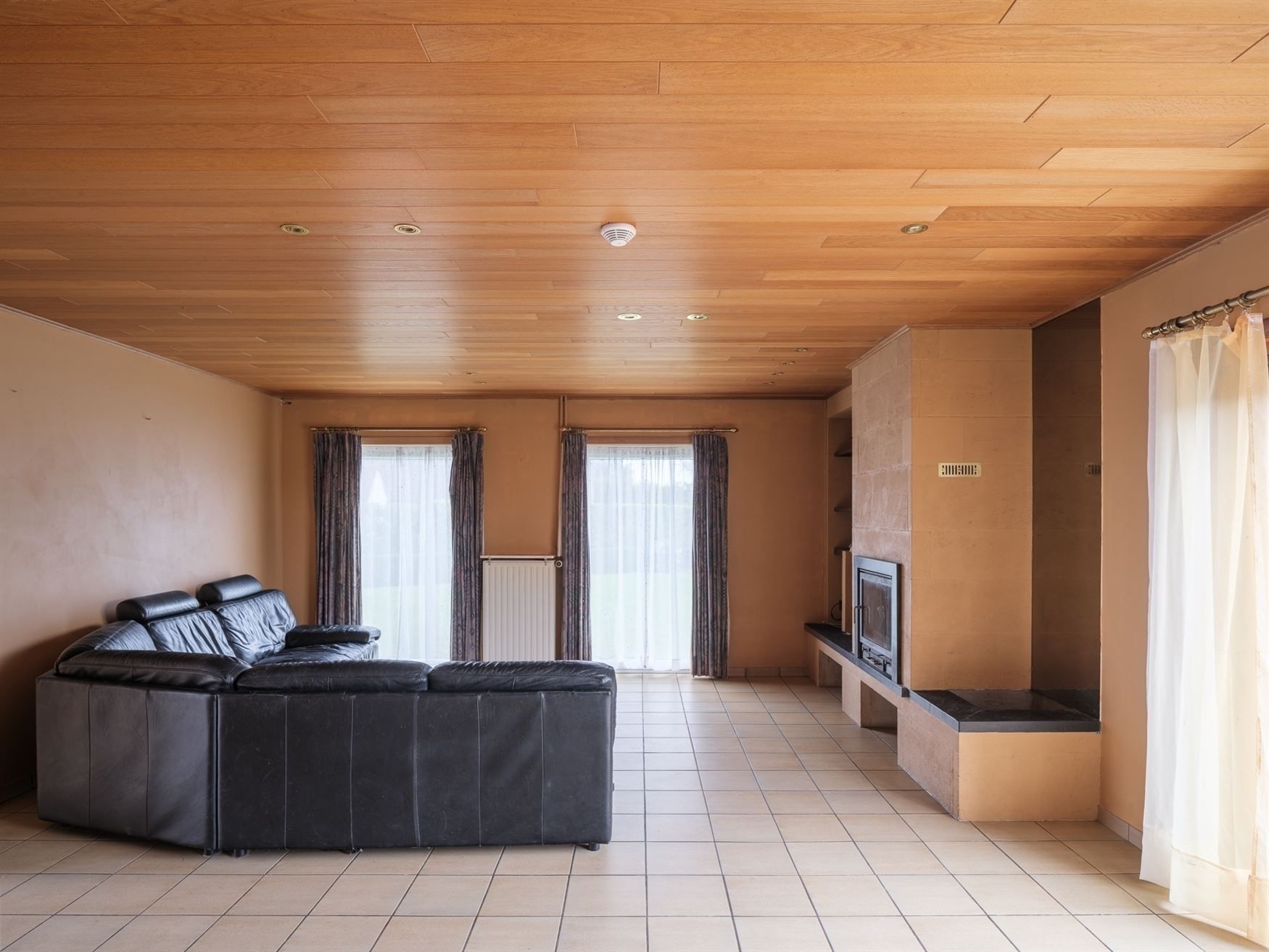 Villa met magazijn en serre vlakbij Drongen foto 6