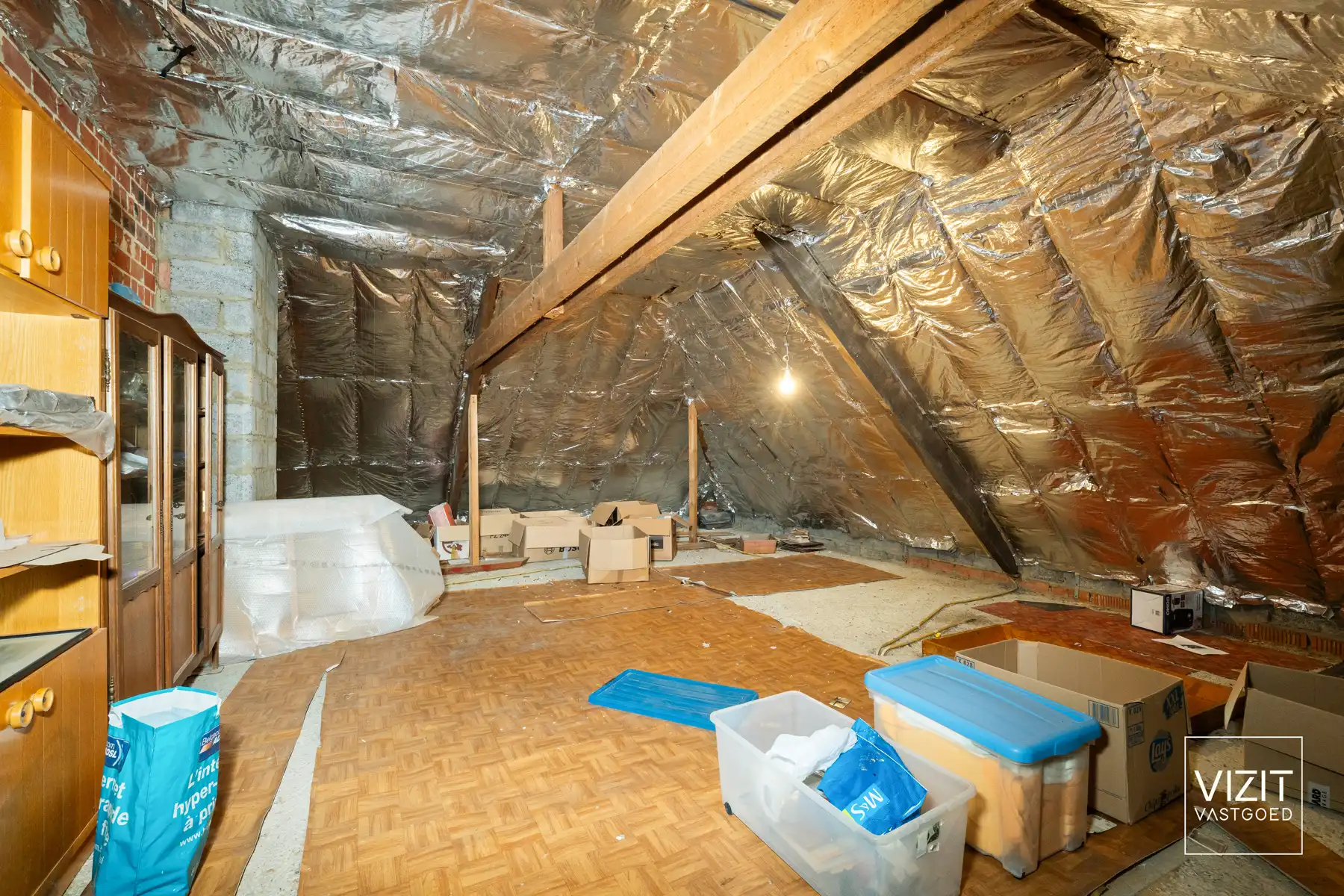 Strategisch gelegen halfopen woning in wijk “Witte Roos” foto 12