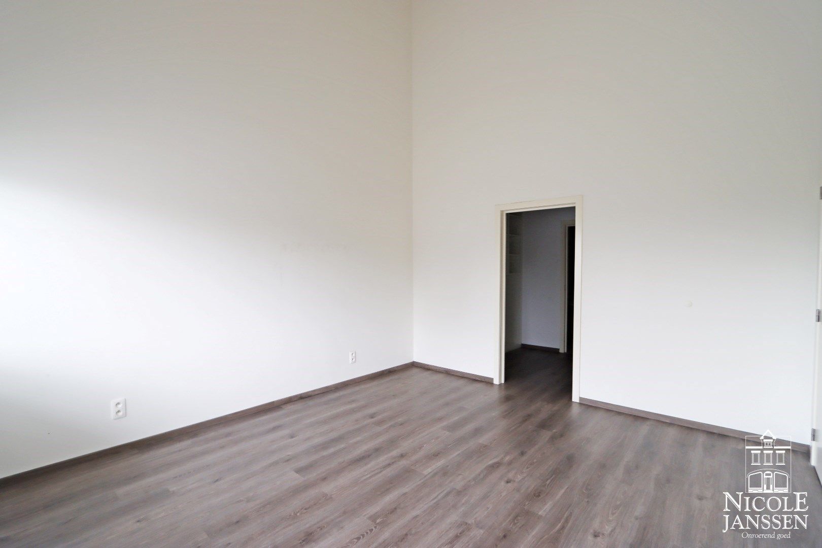 Royaal duplex-penthouse met twee slaapkamers, twee badkamers en ruime terrassen met alle privacy foto 13