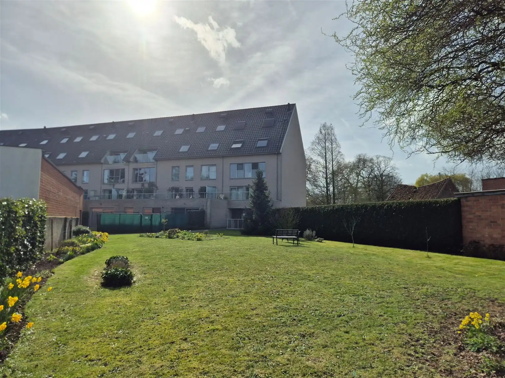 Instapklaar duplex appartement aan het park van Oostakkerdorp. foto 14