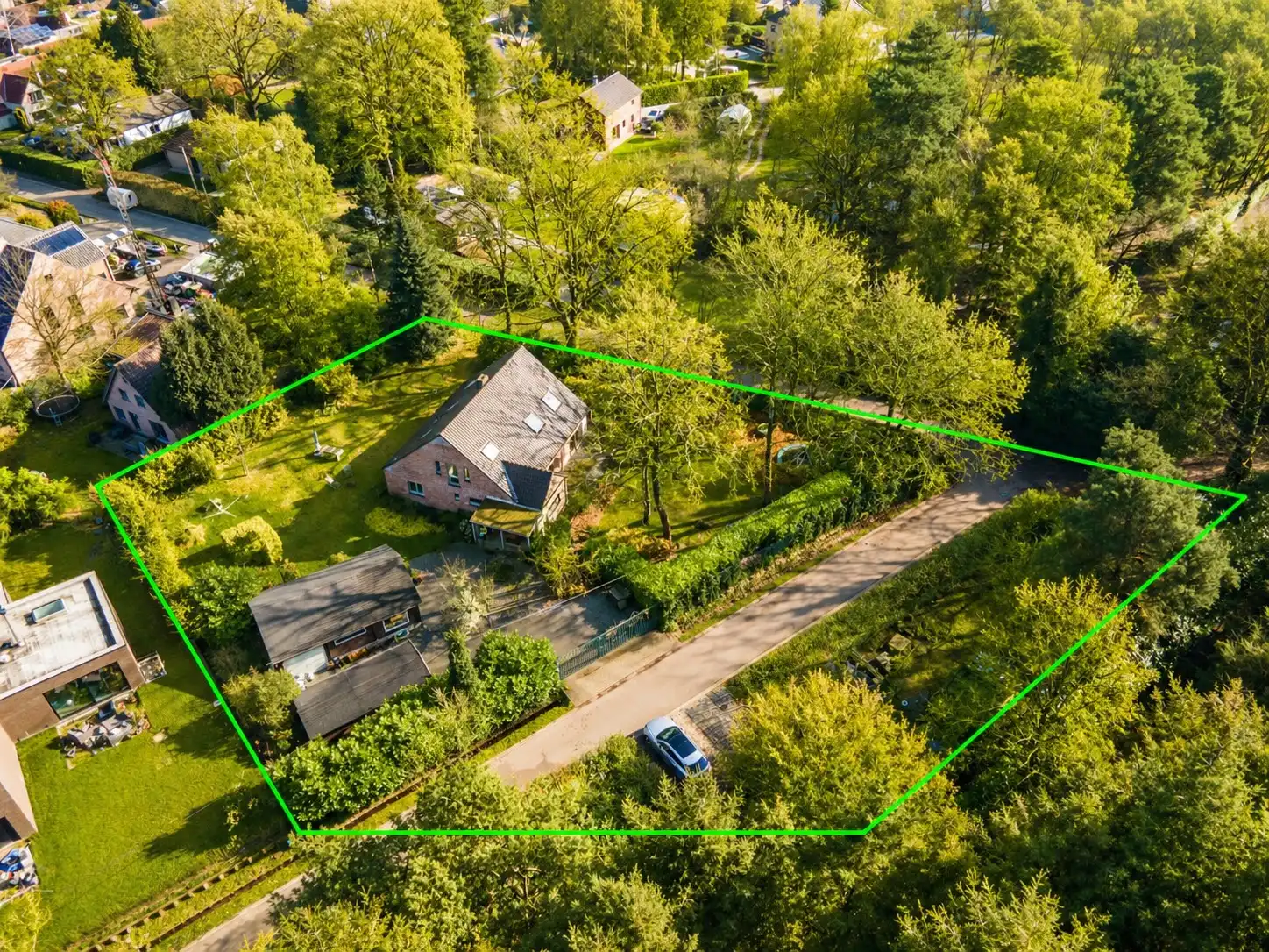 Ruim en rustig wonen op een unieke topligging foto 2