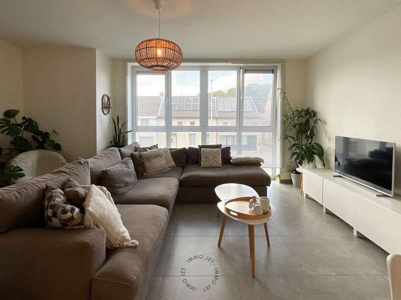 Appartement in Melsele met twee slaapkamers, groot zonnig terrassen en carport foto 8