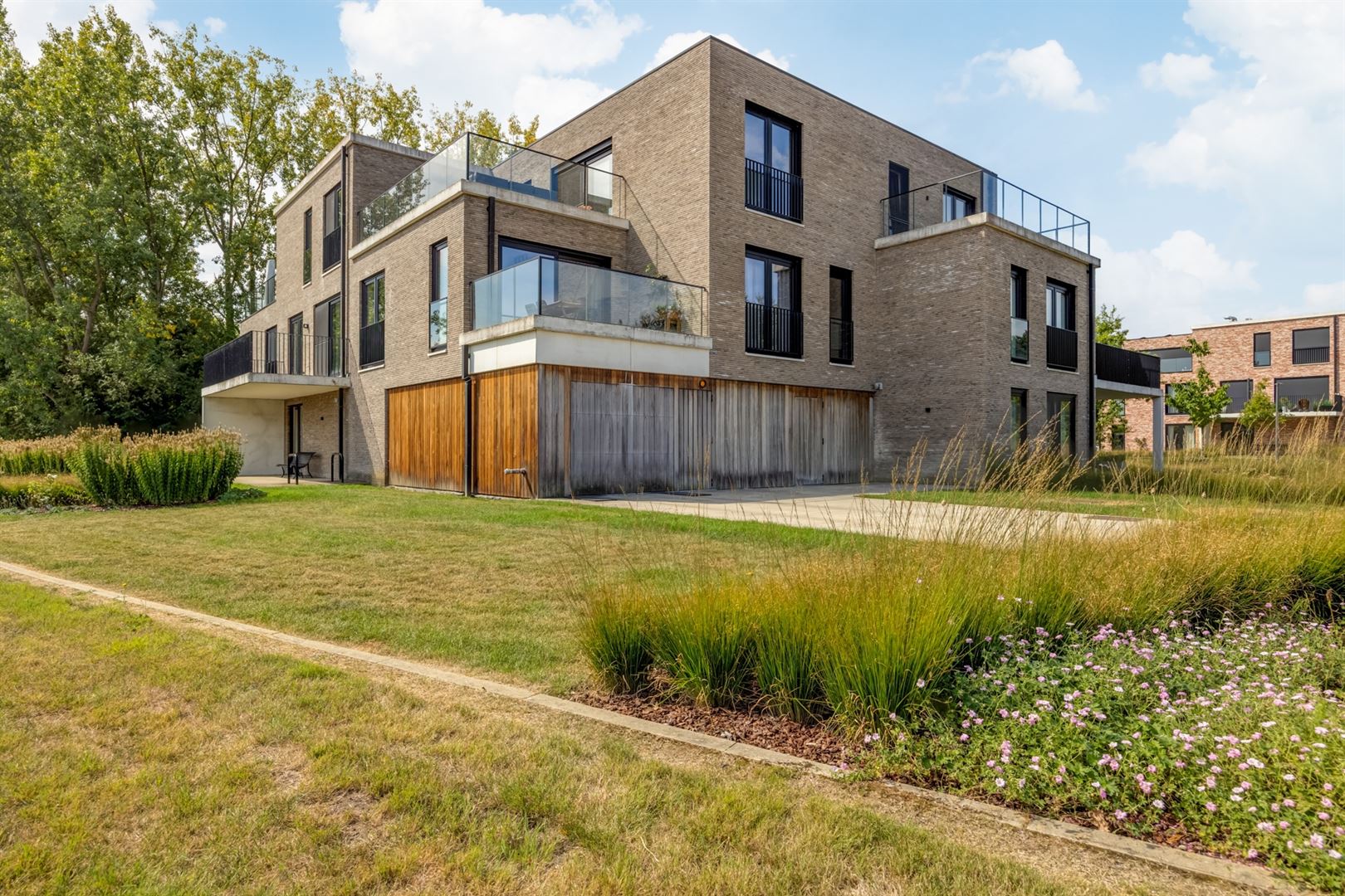Recent appartement op topligging! foto 16