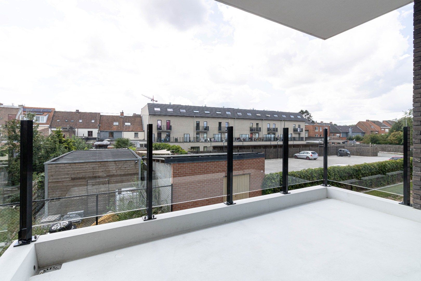 ! NIEUWE VOORWAARDEN! Zeer mooi afgewerkt en instapklaar nieuwbouwappartement gelegen in groene zone met mogelijkheid tot bijhuren van ondergrondse autostaanpla foto 10