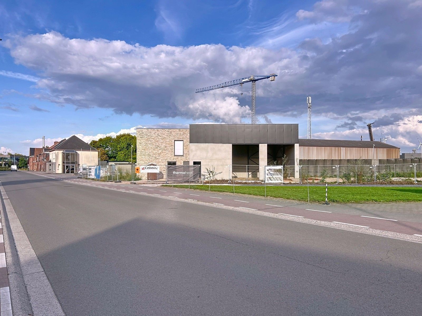Nieuwbouw WONING met LOODS (200m²) - dé perfecte woon-werkcombinatie ! foto 2