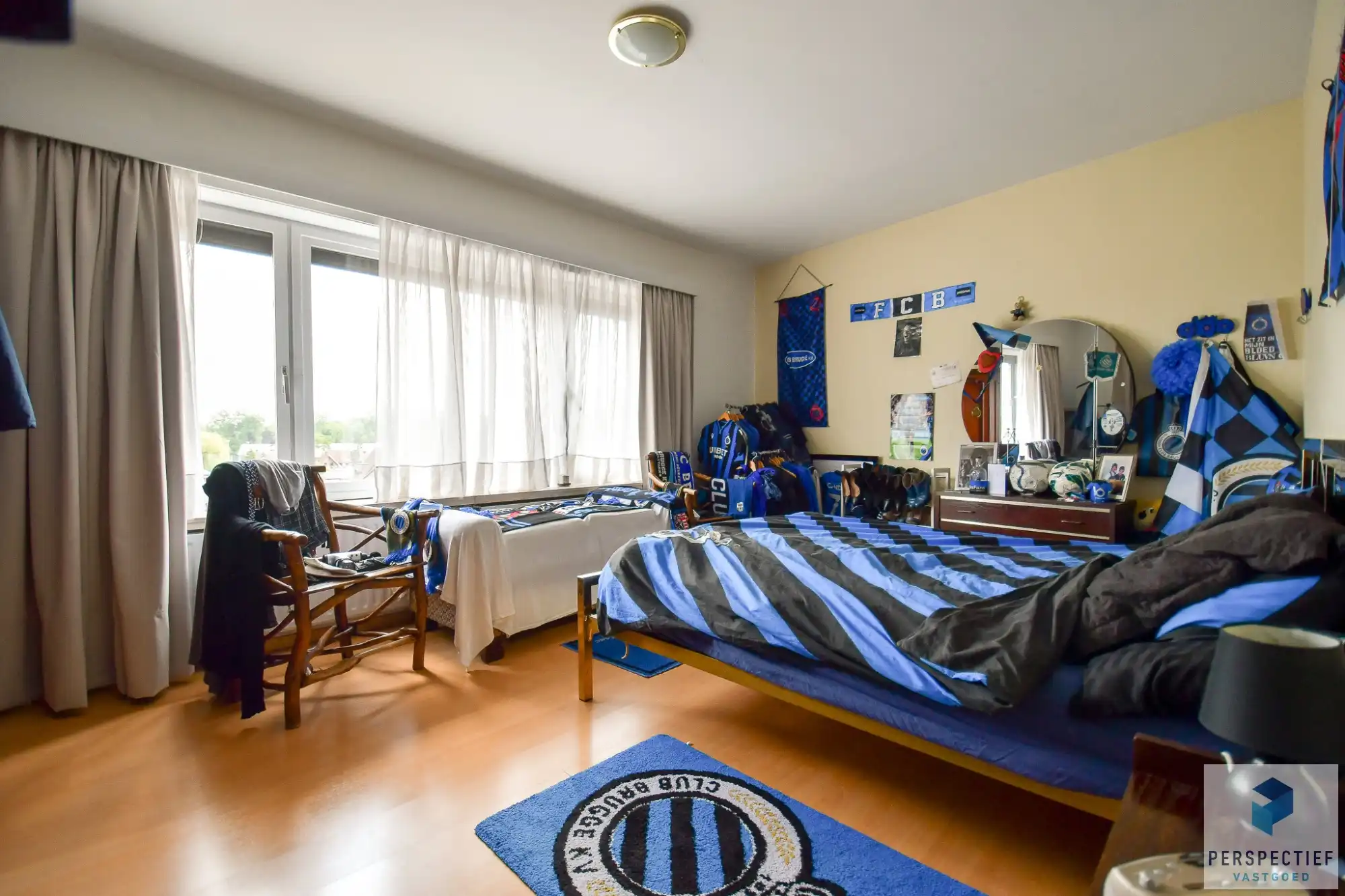 GOED GELEGEN en GROOT ( 150 m²) APPARTEMENT MET 3 SLAAPKAMERS EN  GARAGE foto 8