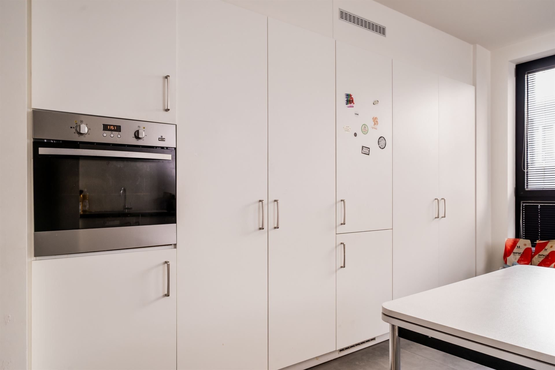 Prachtig, recent 3 slaapkamer duplex appartement met private tuin van 50m² foto 15