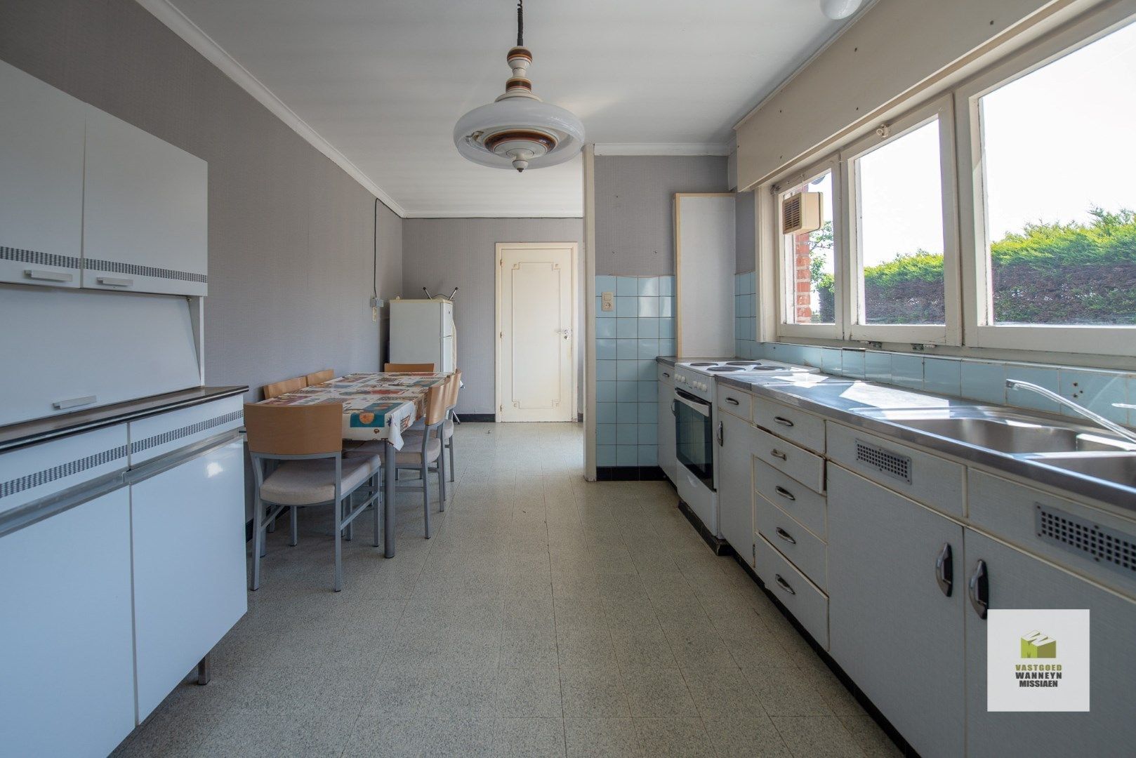 Te renoveren woning met landelijk vergezicht en bijgebouw op toplocatie te Wingene foto 10