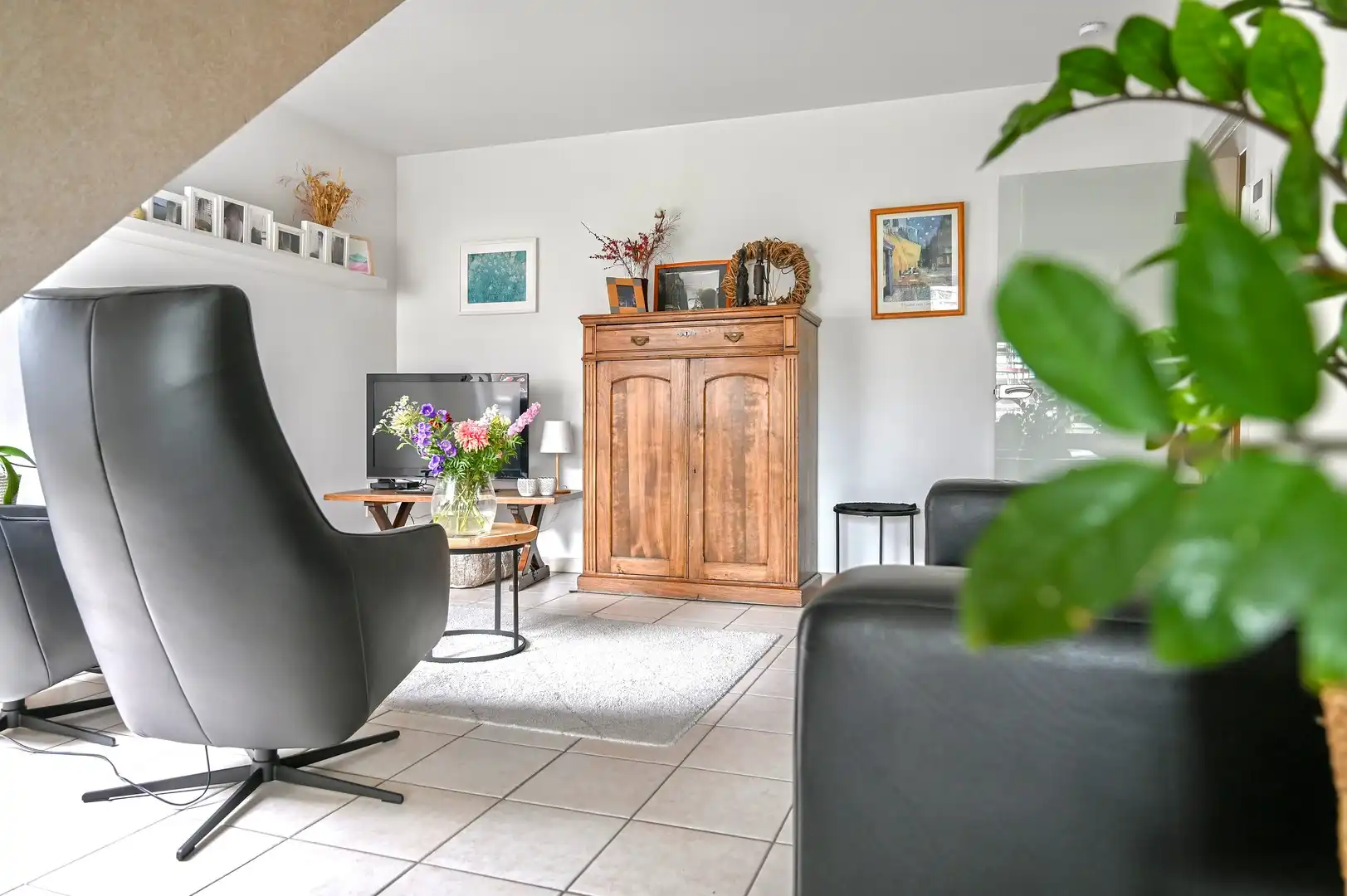 Ruim en centraal gelegen appartement met 2 slaapkamers. foto 3