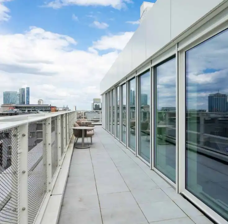 BELNINE: nieuwe kantoren 684m² te huur foto 11