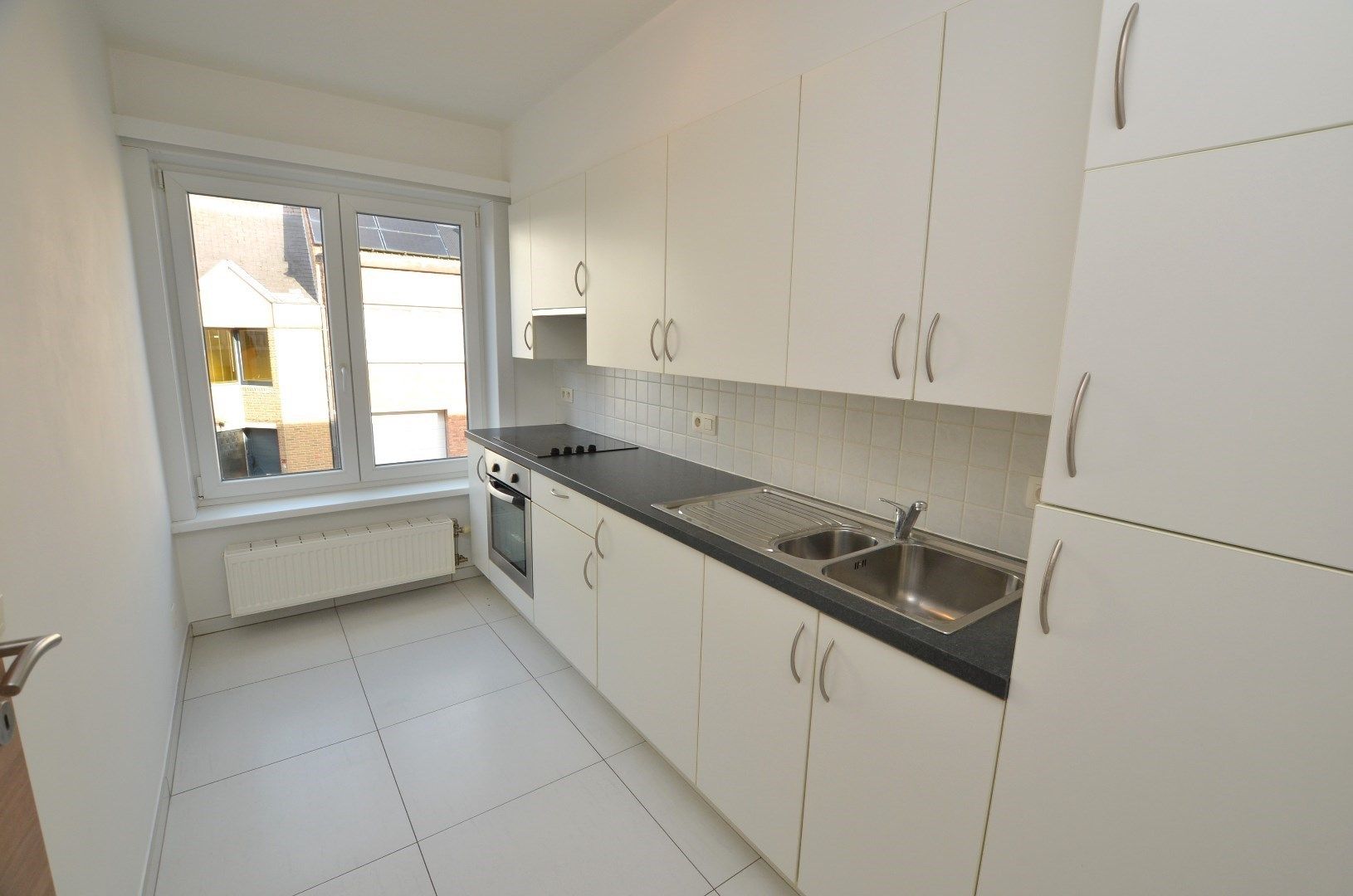 Instapklaar appartement 1ste verdiep (zonder lift) foto 3