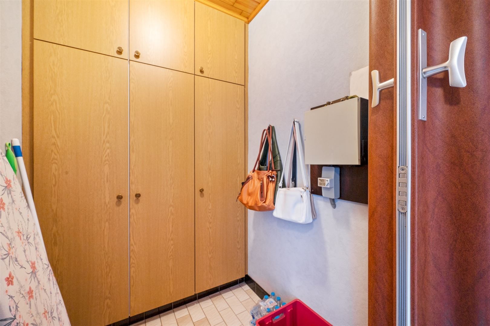 Laagbouwwoning met 3 slaapkamers op ca. 2.252m2 foto 17