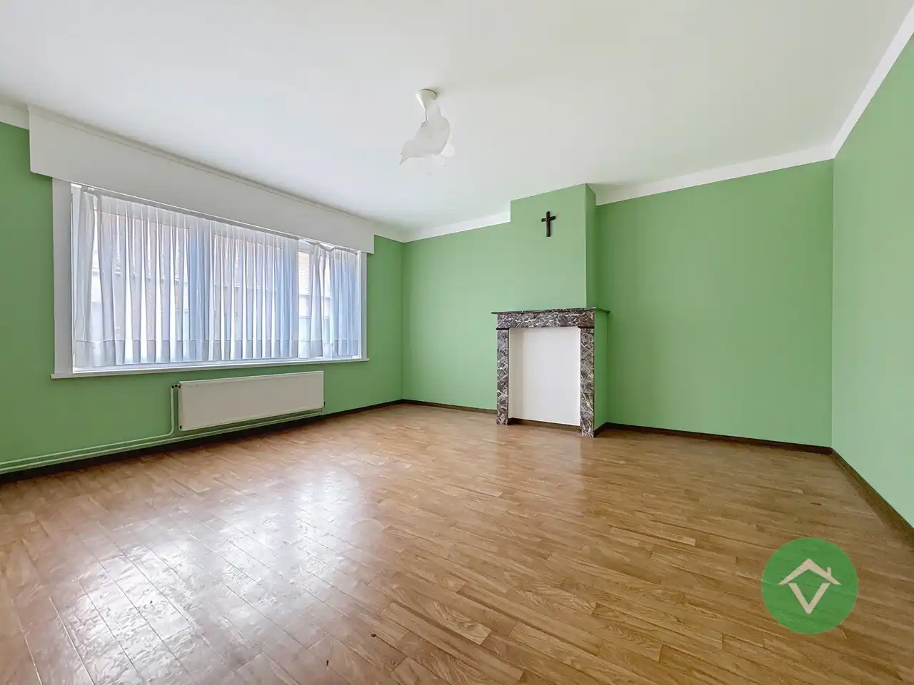 Alleenstaande woning met naastliggend stuk bouwgrond en weide te Eernegem foto 35