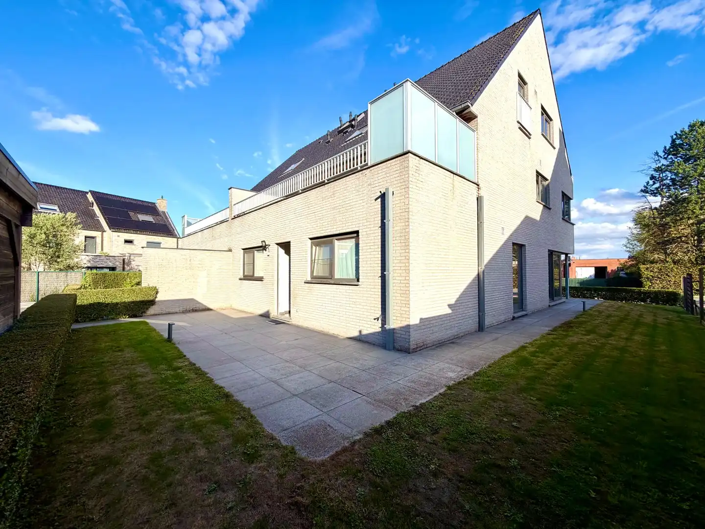 Luxueus appartement in villa residentie! foto 2