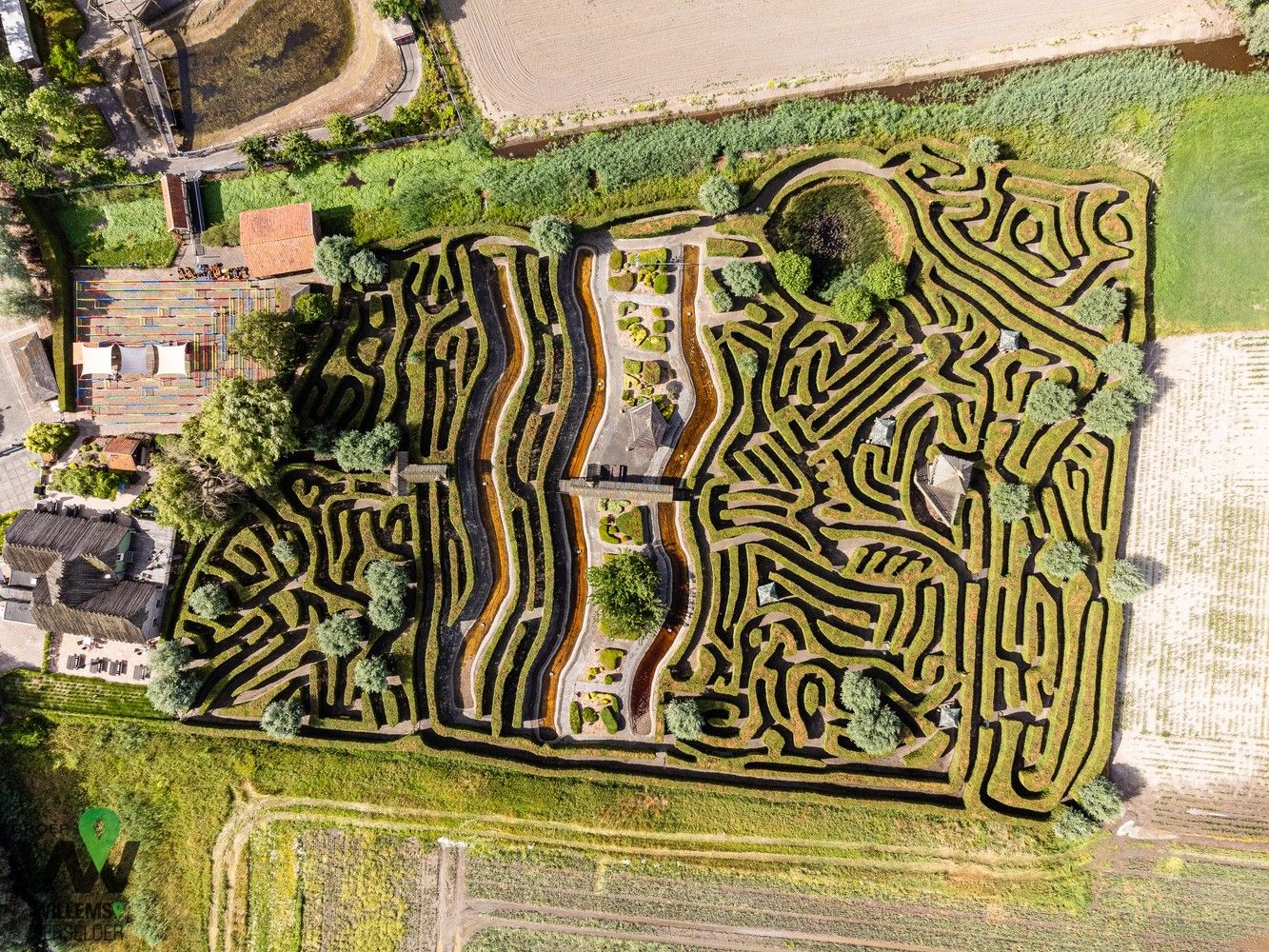 Uniek horeca geheel op 34.000m² foto 3