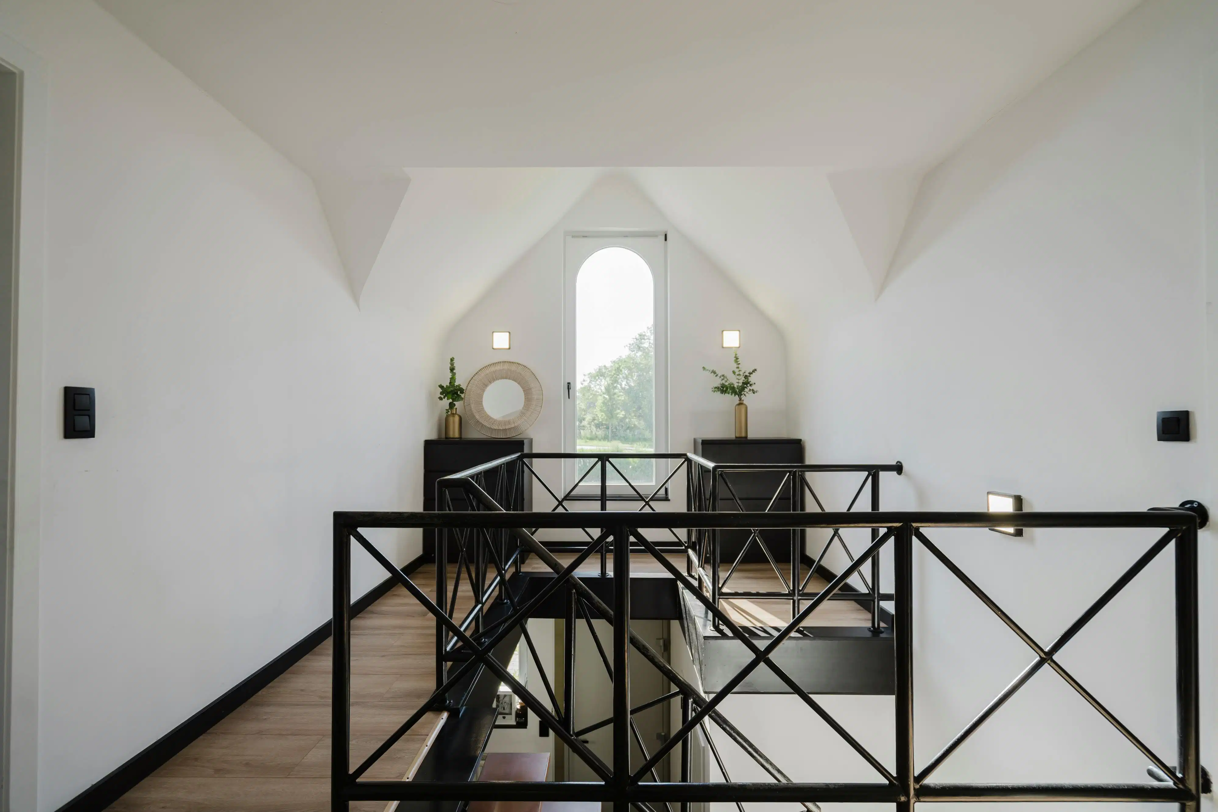 Ruime instapklare villa met praktijkmogelijkheid  foto 13