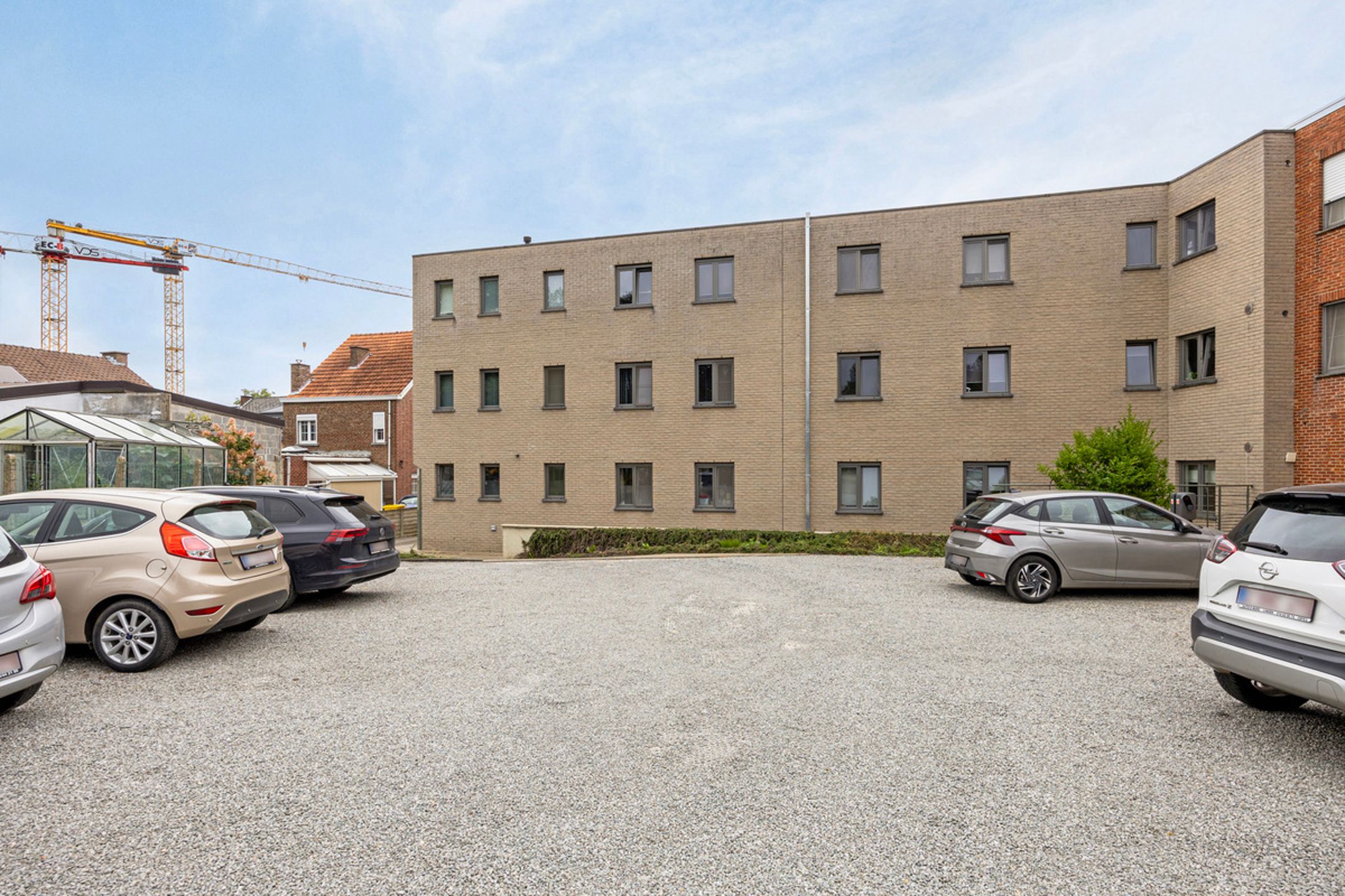 Gunstig gelegen appartement met 2 slaapkamers foto 4