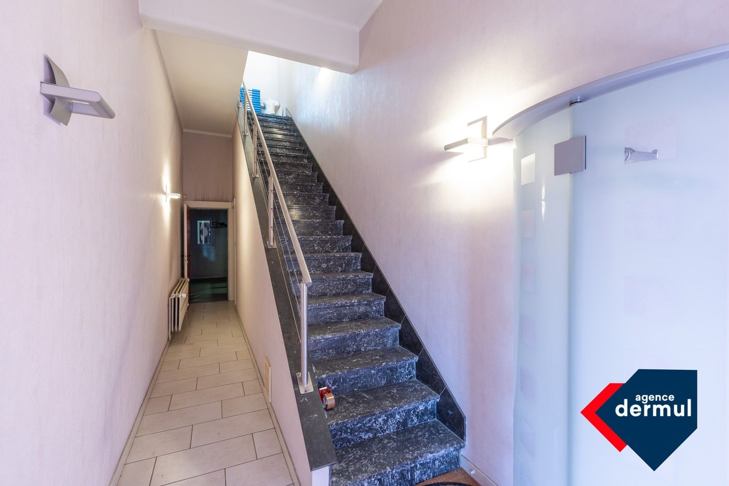 BEL ETAGE WONING foto 51