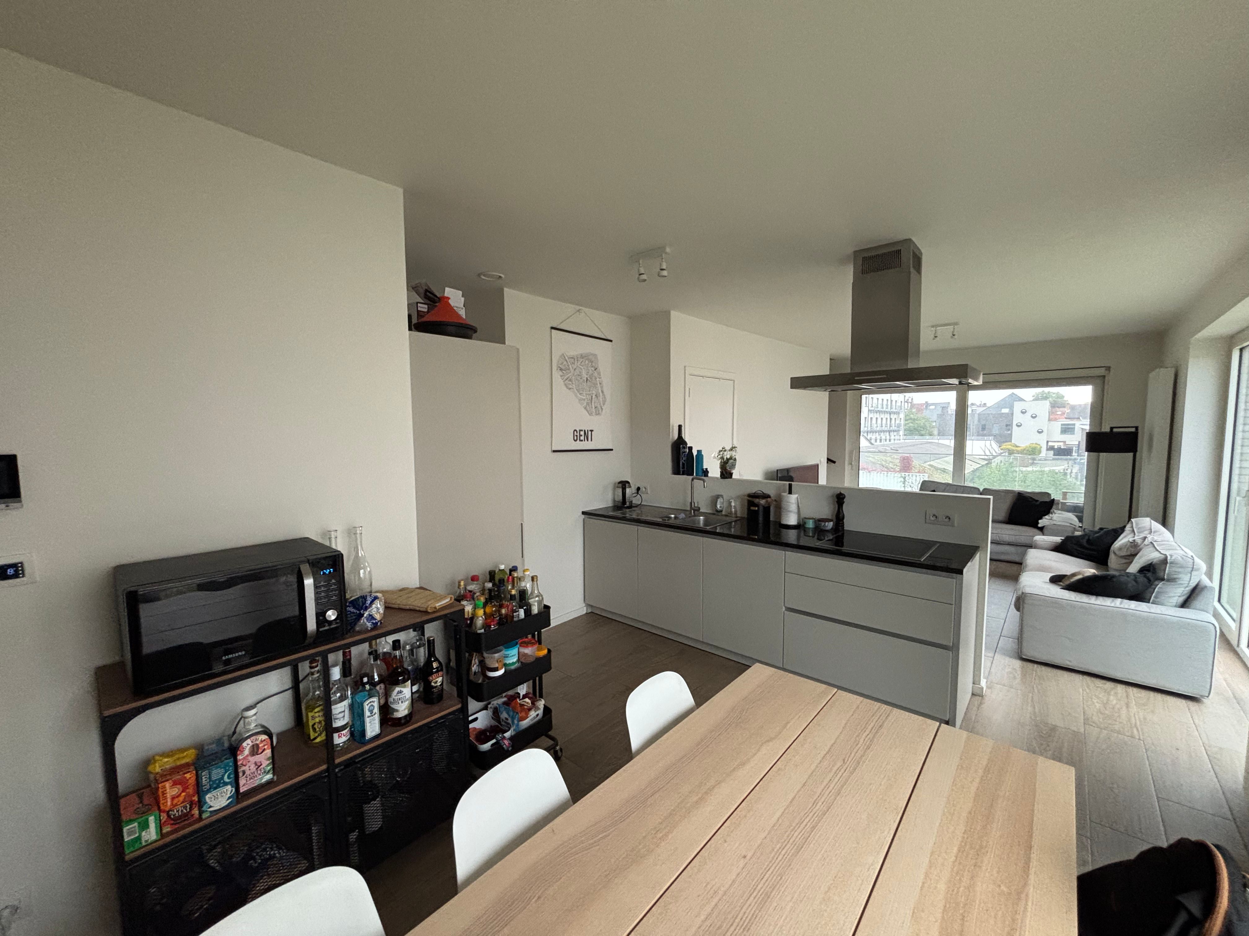 Modern & energiezuinig duplex-appartement te huur – Toplocatie nabij Dok Noord, Gent foto 2