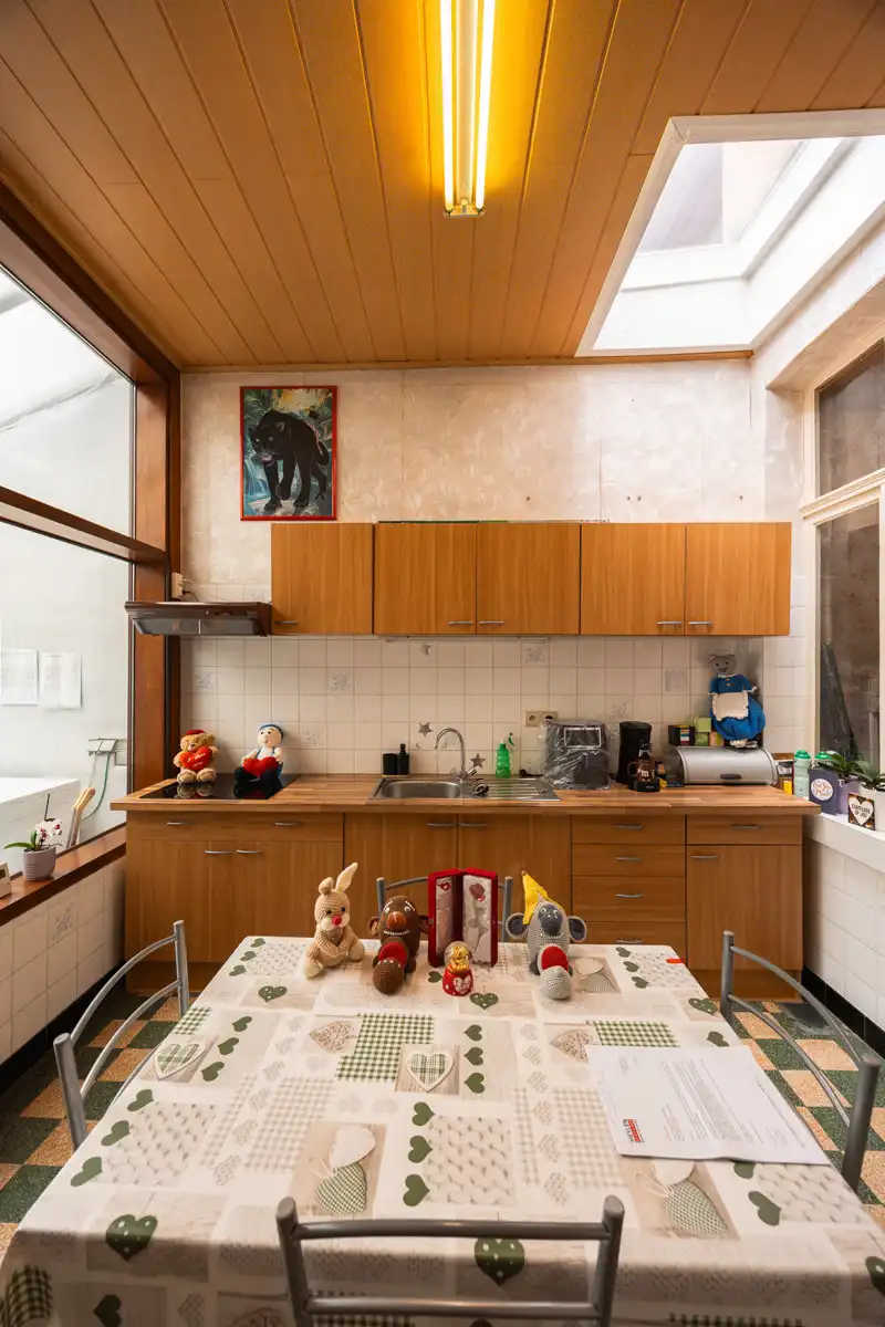 Ruime woning met veel potentieel in Mechelen foto 11