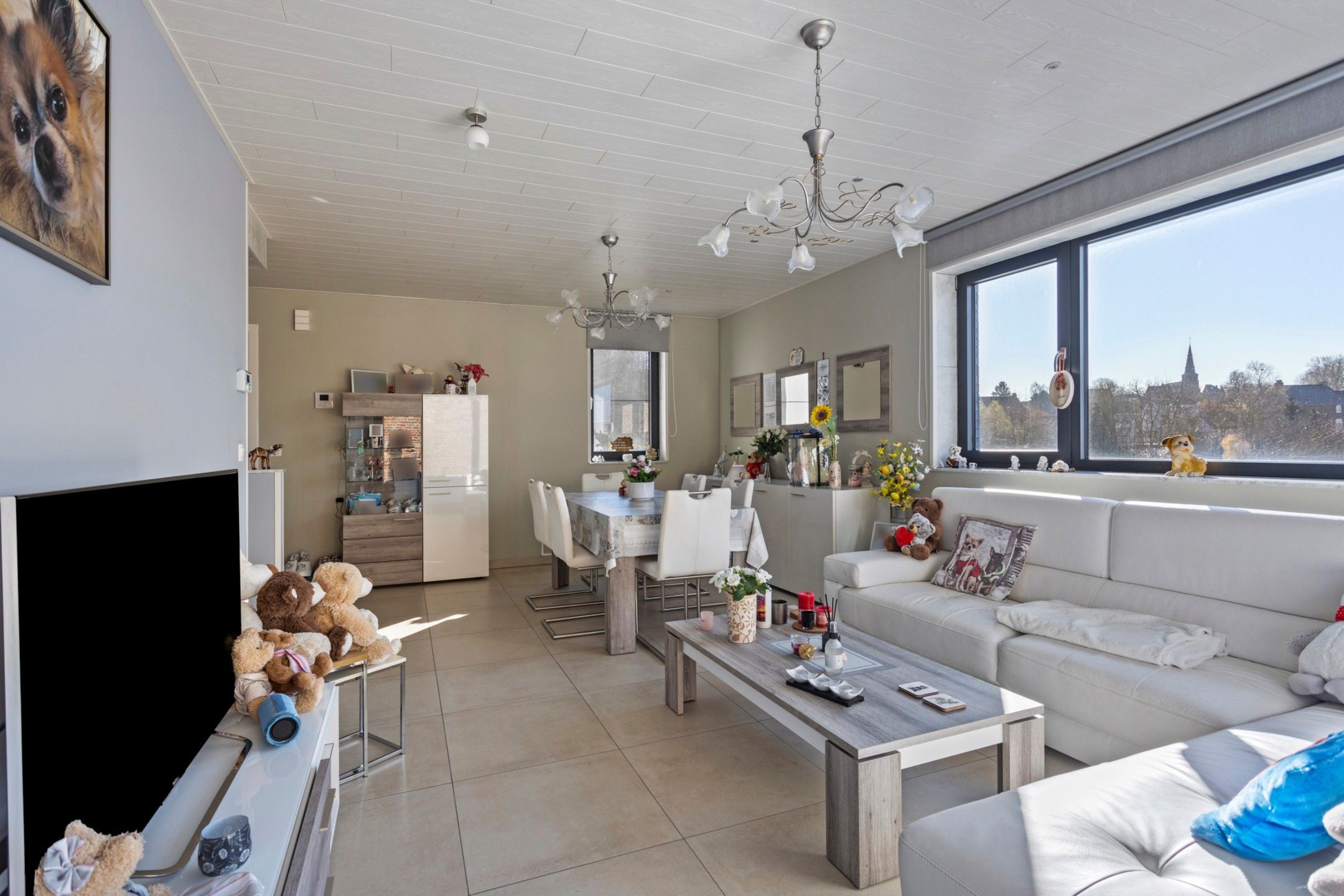 Recent appartement met 2 slpk & parking foto 5