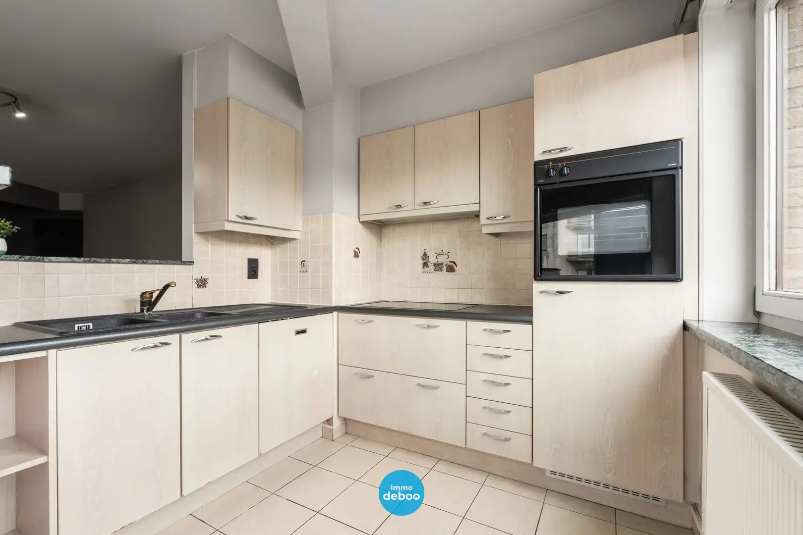 Instapklaar lichtrijk hoekappartement foto 3