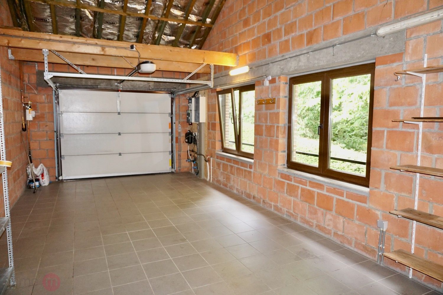 Vrijstaande woning met 3 slaapkamers en prachtige tuin. foto 22