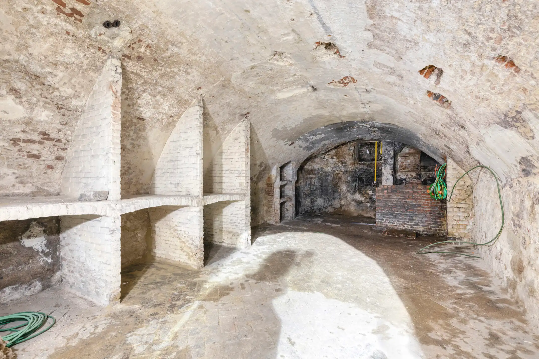 AALST - Historisch, multifunctioneel handelspand met woongelegenheid foto 12