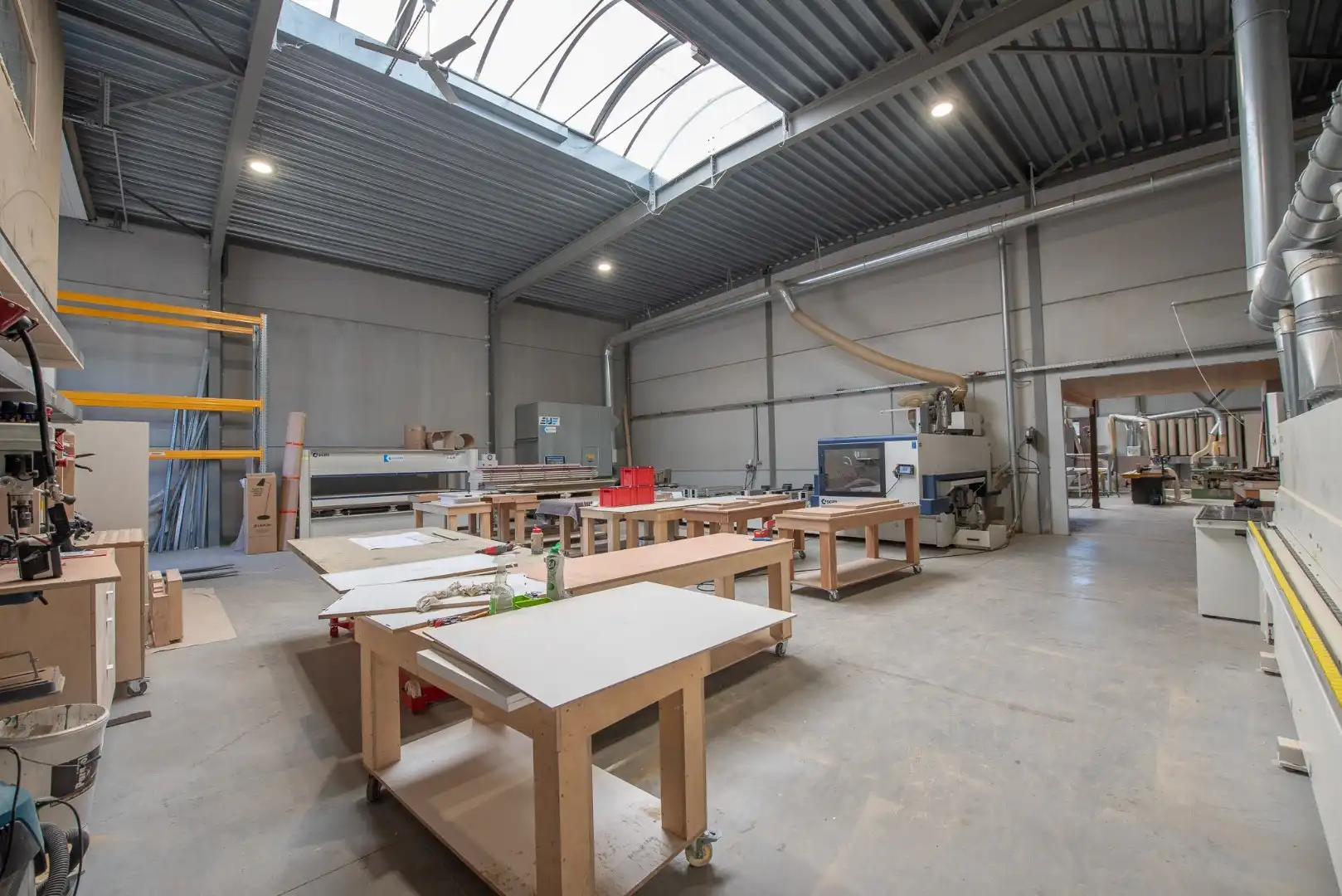 Industriële unit te huur in Wielsbeke foto 2