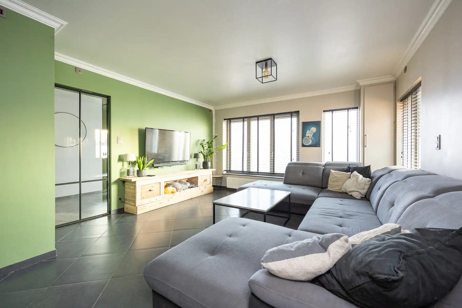 Recent gerenoveerde woning op een ruim perceel van 996 m². foto 5