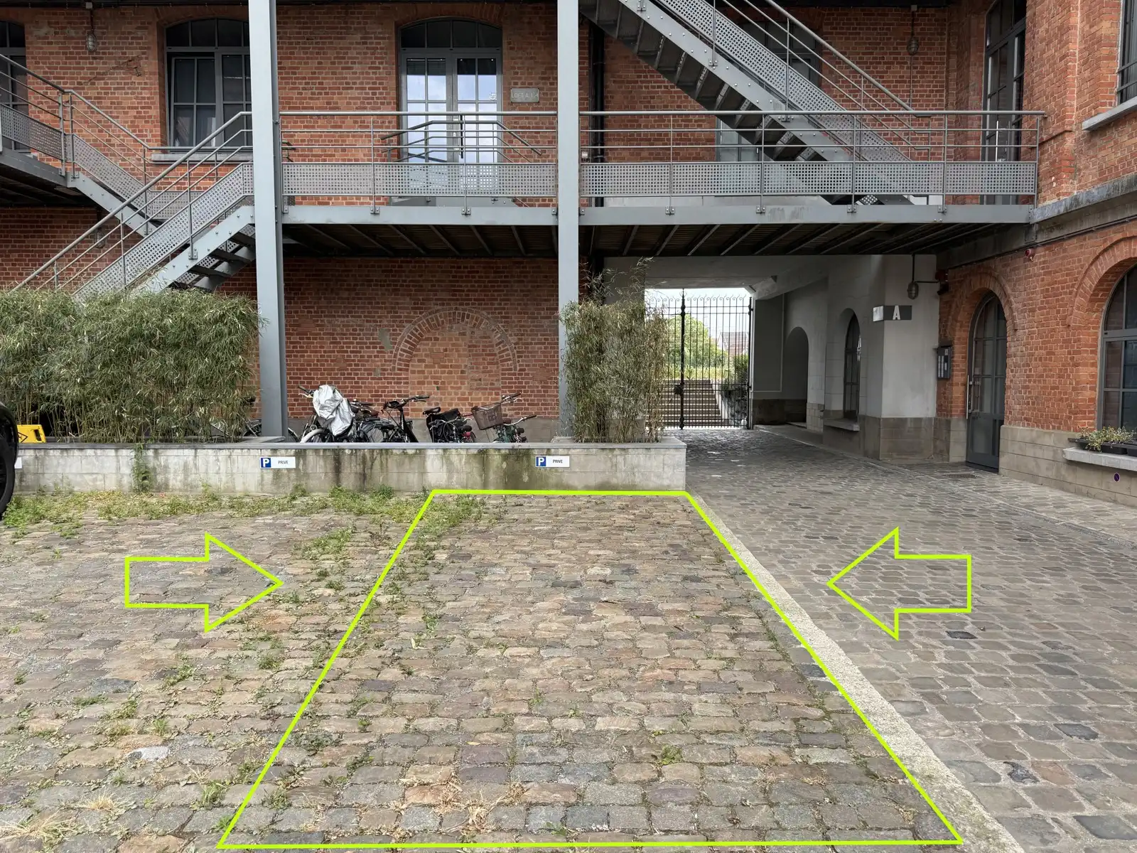 Unieke loft met 2 slaapkamers, terras en zicht op de vaart foto 26