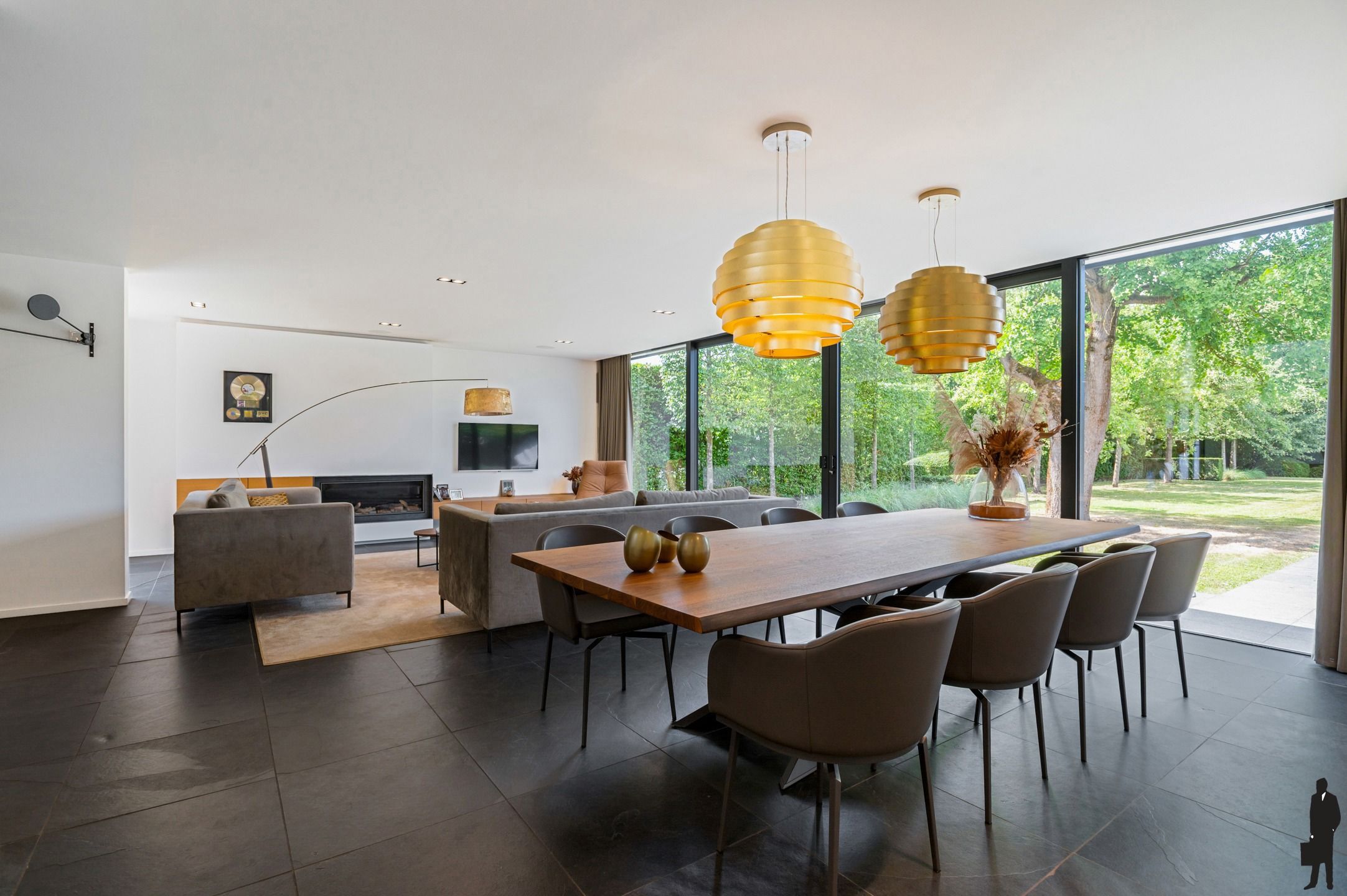 High-end afgewerkte villa op een uitzonderlijke locatie foto 3