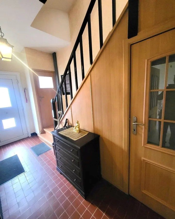 Ruime tweegevelwoning met garage en stadstuin aan de rand van Brussel. foto 3
