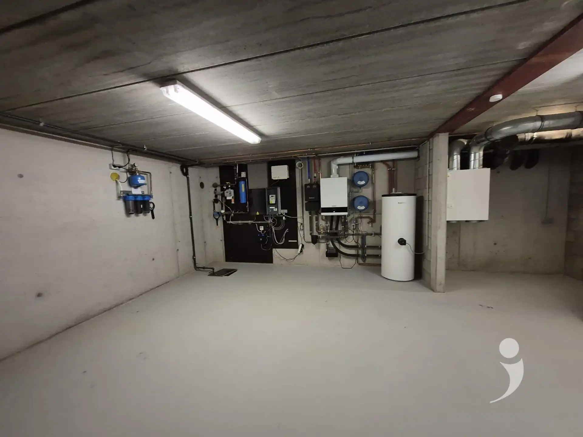 ééngezinswoning in een rustige wijk foto 25