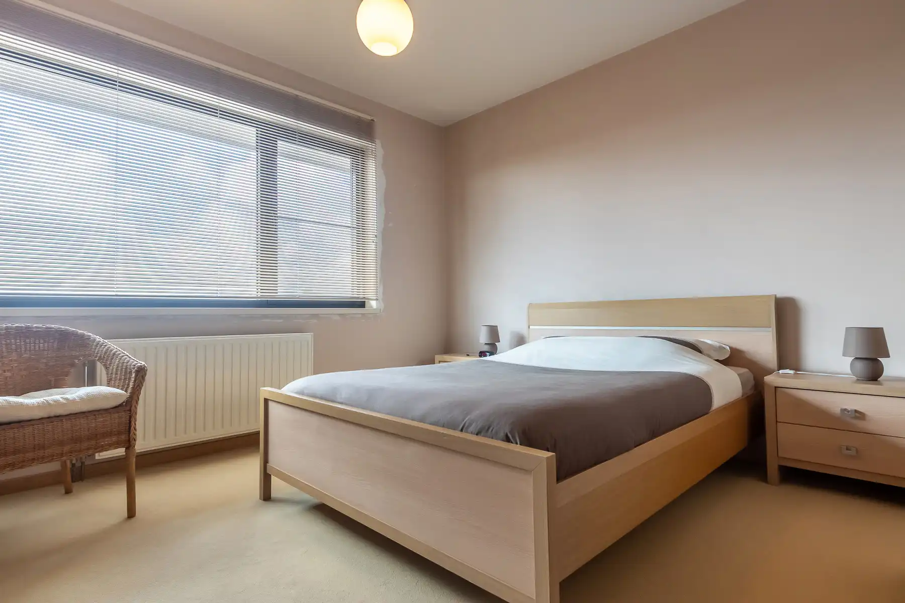 Lichtrijk appartement met autostaanplaats en prachtig zicht foto 23