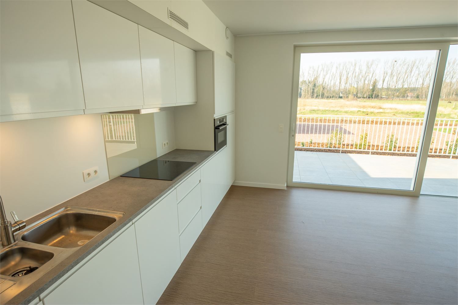 Energiezuinig appartement met een zeer ruim terras! foto 5