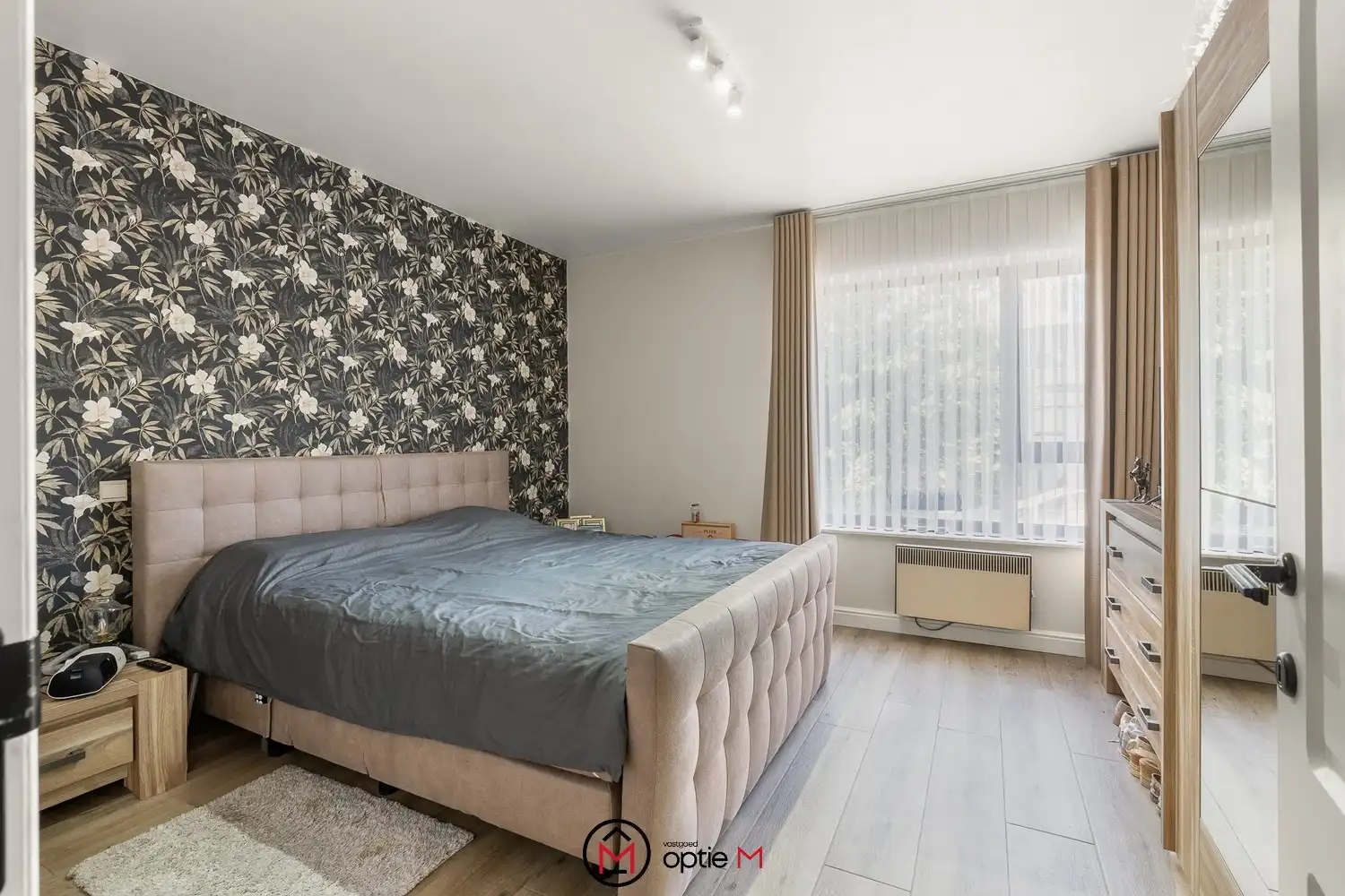 Ruim gerenoveerd appartement van 170 m² met 4 slaapkamers en twee terrassen in hartje Genk foto 22