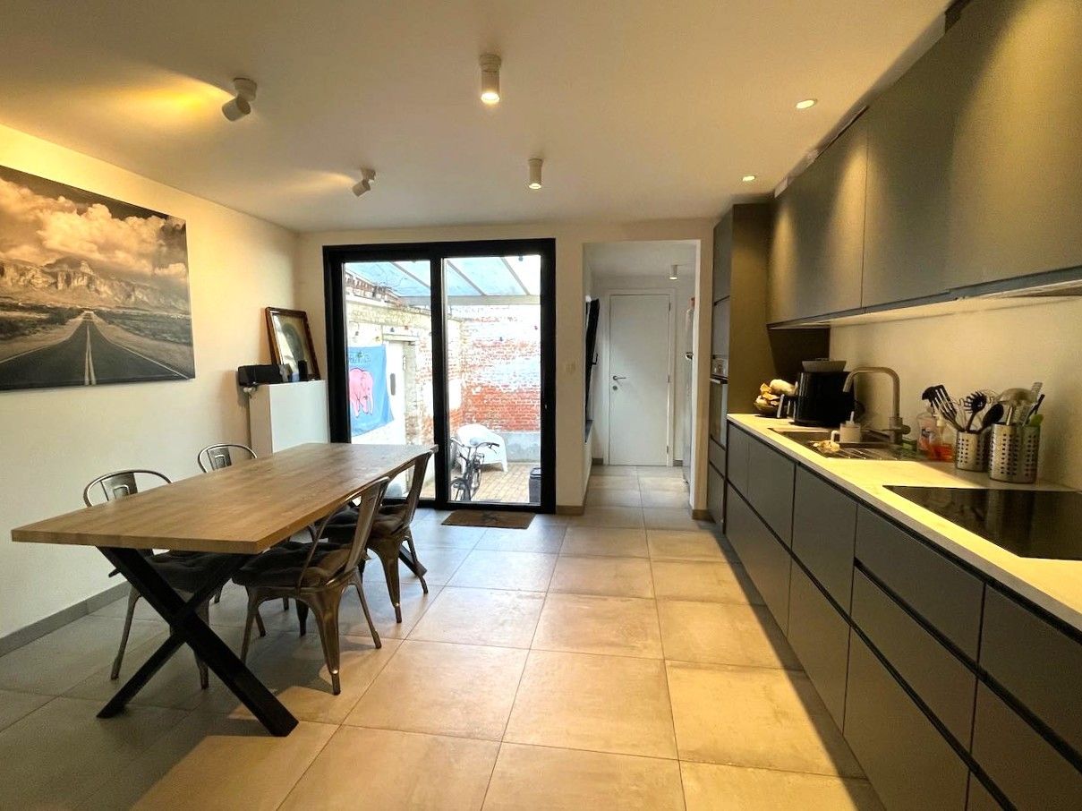 Recent gerenoveerde woning in hartje Leuven – ideaal voor co-housing! foto 5