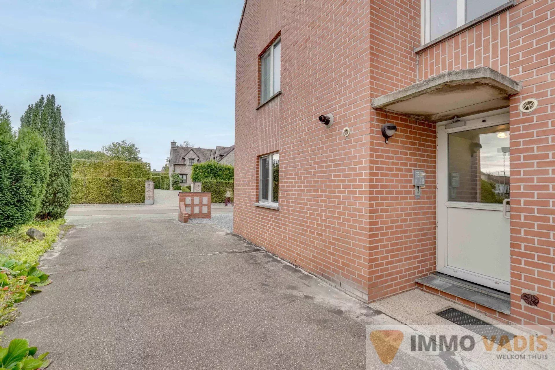 Charmant duplex appartement met autostaanplaats foto 2